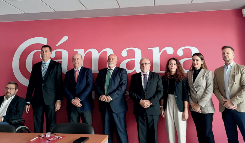 La CCE y la Cámara de Comercio de Fuerteventura firman el primer Convenio de Colaboración para aunar esfuerzos<br>y facilitar la actividad económica y el fortalecimiento de la empresa