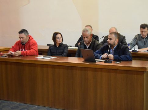 Gáldar avanza en la introducción del quinto contenedor