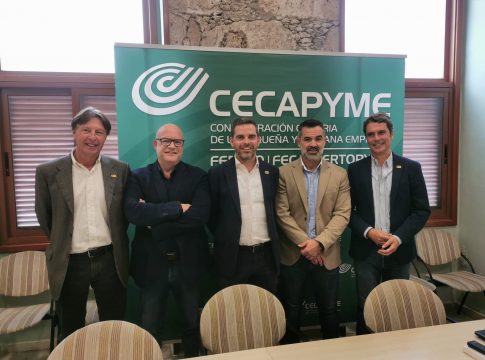 Unidos por Gran Canaria expone sus propuestas a Cecapyme