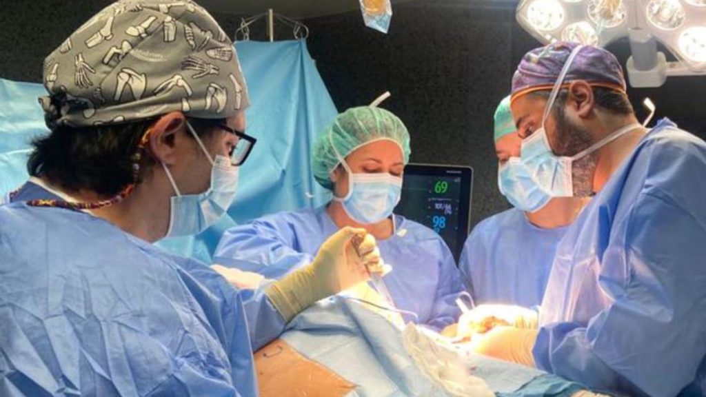 Hospitales Universitarios San Roque pioneros en la cirugía  Traumatológica en Canarias