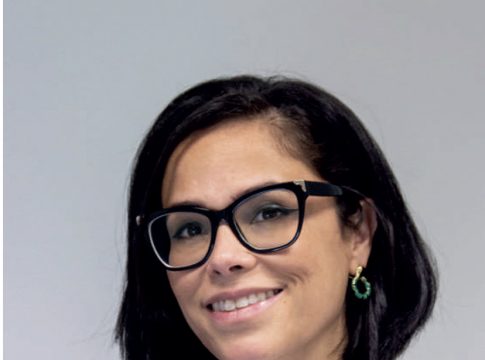 Laura Pérez: “La digitalización ha mejorado la productividad y la relación médico-paciente”