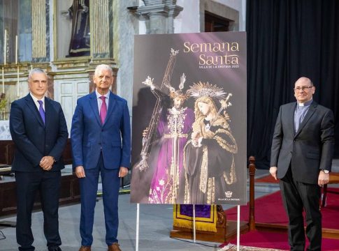 <strong>El templo de Santo Domingo acogió la presentación del cartel y programa de la Semana Santa orotavense</strong>