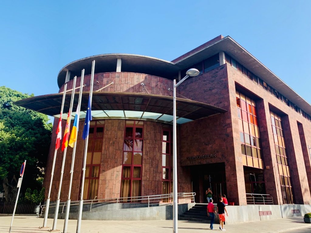 El Cabildo de La Gomera refuerza sus líneas de cooperación con el sector primario de la isla