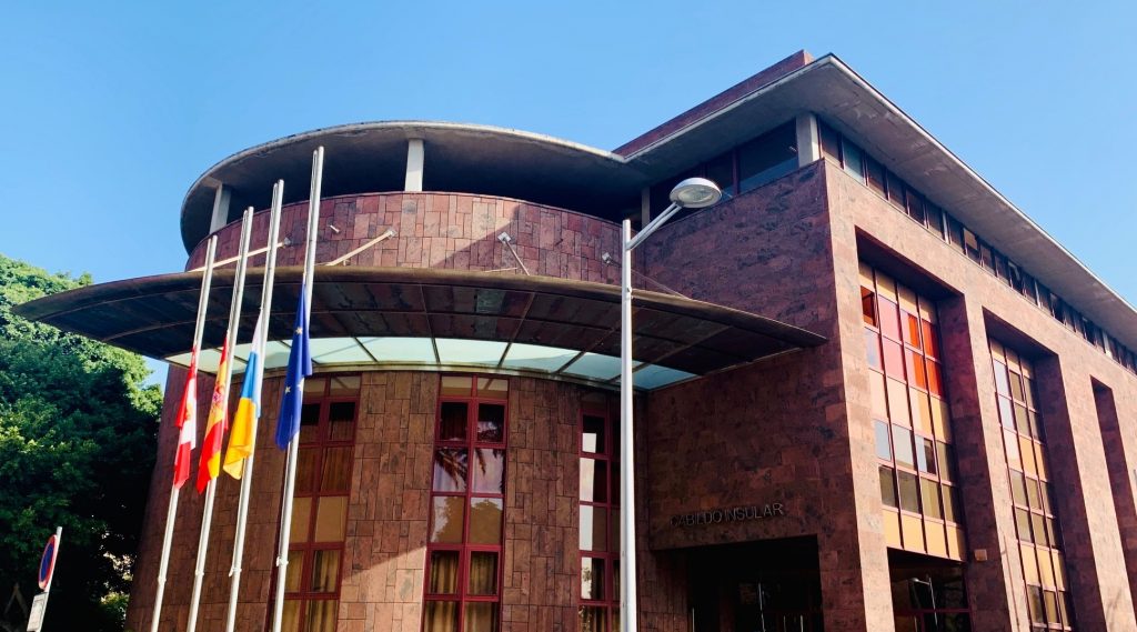 El Cabildo de La Gomera aprueba la incorporación de 8 millones de euros al presupuesto vigente