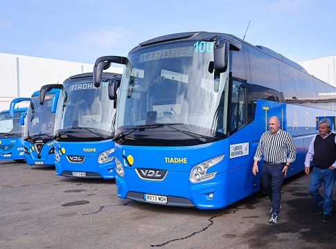 El Cabildo de Fuerteventura refuerza el servicio de guaguas con nuevas frecuencias