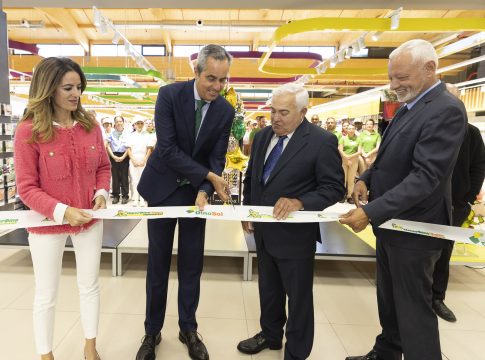 HiperDino abre una nueva tienda de 3.600 metros cuadrados en Santa Brígida