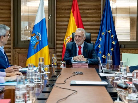 El Gobierno regula el teletrabajo, modalidad que ahora practican un día a la semana 3.250 de sus empleados