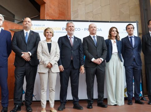 Torres inaugura el I Foro para el Impulso de la Colaboración Público-Privada en Canarias