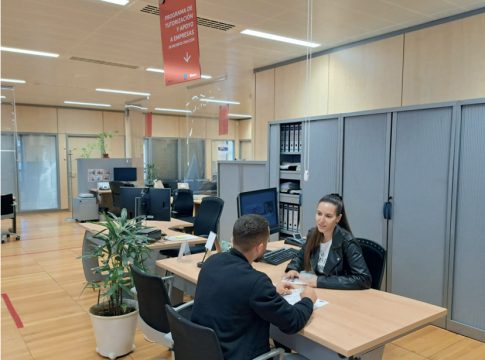 El Programa de Tutorización de la Cámara incorpora un mecanismo gratuito de consultas sobre el nuevo sistema de cotización de los autónomos