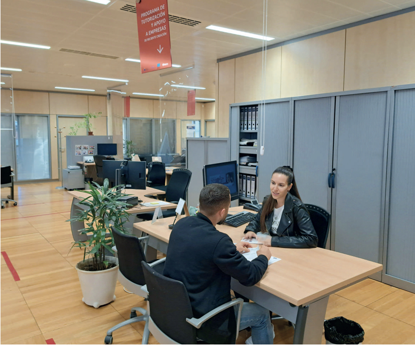 El Programa de Tutorización de la Cámara incorpora un mecanismo gratuito de consultas sobre el nuevo sistema de cotización de los autónomos