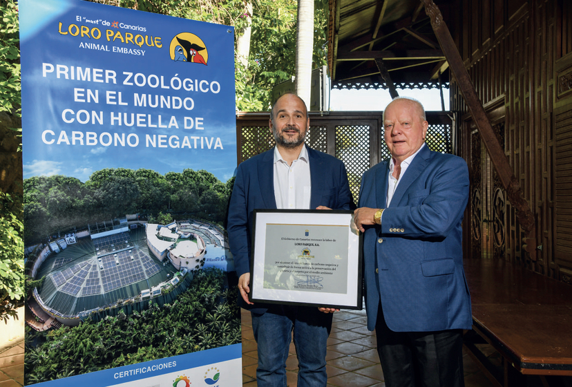 Loro Parque es reconocido por el Gobierno de Canarias por ser el primer zoológico del mundo en obtener una huella de carbono negativa