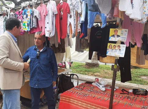 Francis Candil quiere potenciar los mercados al aire libre para convertirlos en puntos de atracción de vecinos y turistas