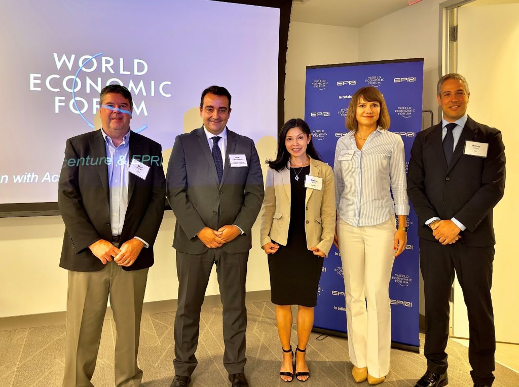 El presidente de la Cámara de Comercio de Lanzarote participa en el encuentro del Foro Económico Mundial  