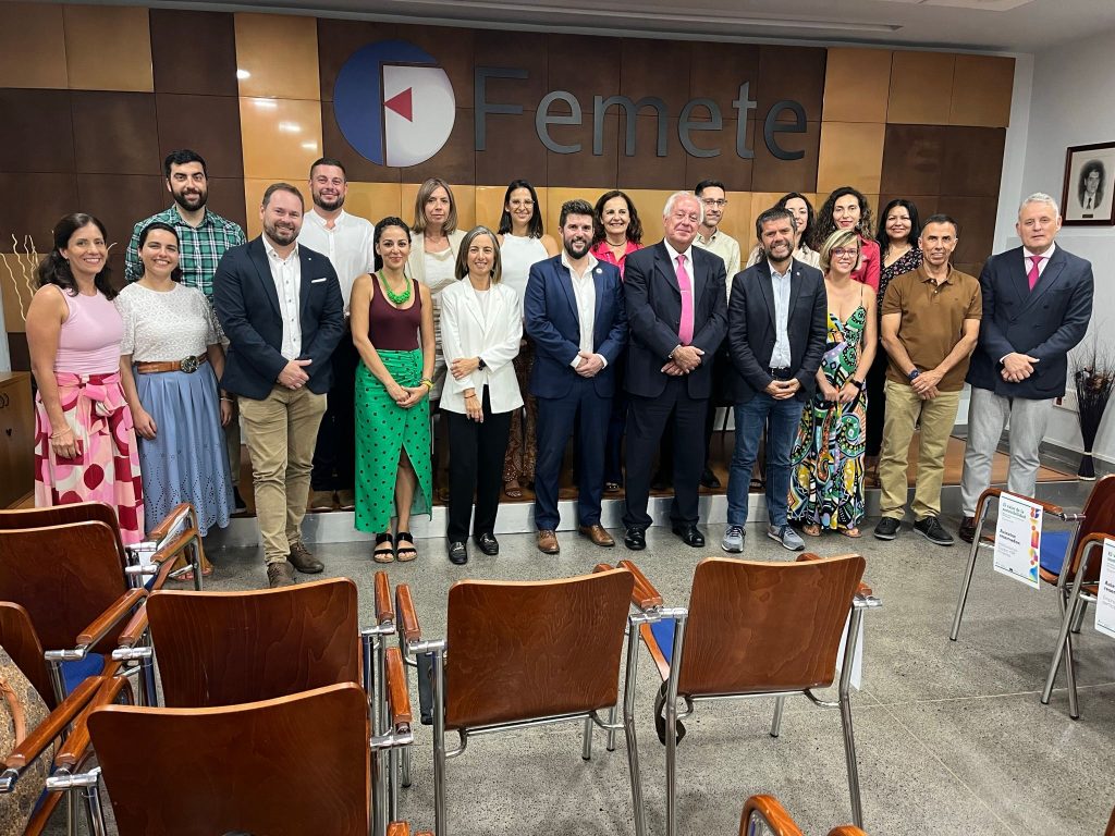 Empresas del metal y TIC generan valor a la sociedad canaria