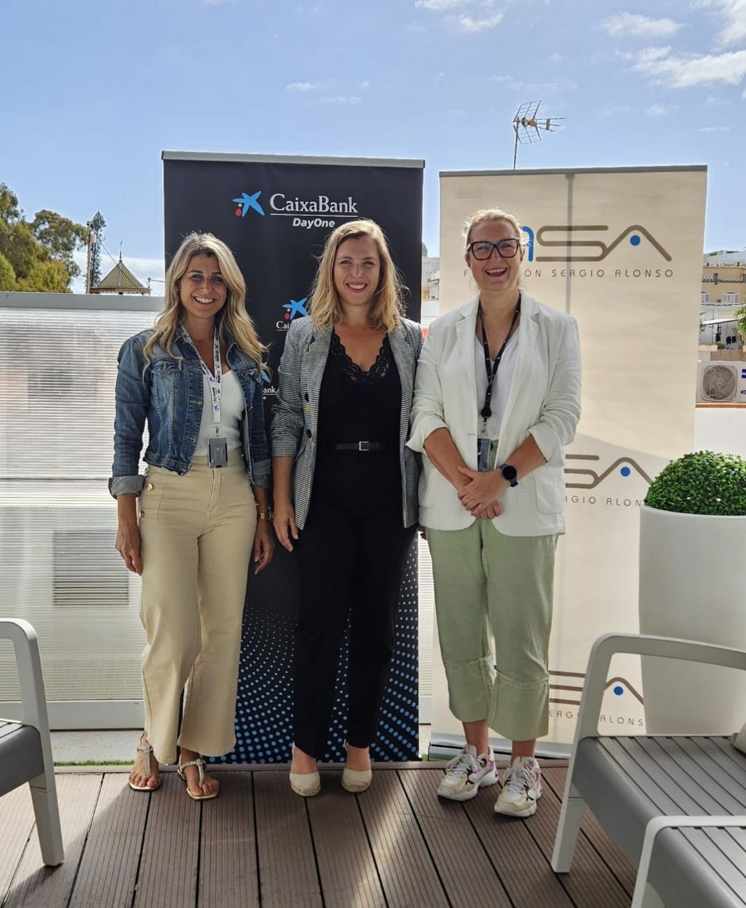 CaixaBank Dualiza y Fundación Sergio Alonso analizan el futuro de la Informática en Canarias