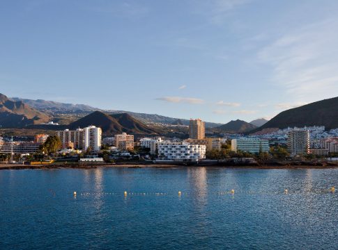 La juventud empresaria reconoce la labor del sector turístico en el desarrollo de las Islas