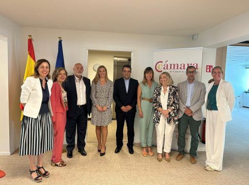 La Cámara de Lanzarote y La Graciosa presenta el Cluster de Sostenibilidad Turística ante las instituciones europeas en Bruselas