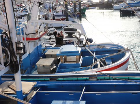 El Gobierno de Canarias destina 400.000 euros a la mejora del equipamiento de las cofradías de pescadores, sus federaciones y cooperativas del mar
