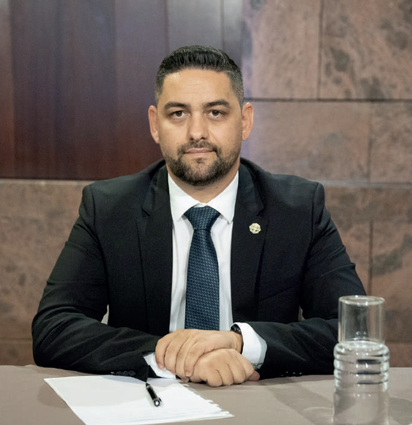 Samuel Cruz: “Este Congreso va a marcar un hito, tanto para el Colegio como para las Islas, pues podremos dar a conocer nuestro Régimen Económico y Fiscal”