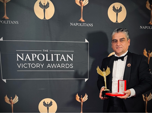 El consultor político tinerfeño Isaac Hernández gana tres premios "Napolitans" en Washington