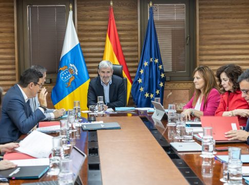 El Gobierno prorroga el IGIC tipo 0 y amplía la partida para ayudar a los afectados por el volcán de La Palma