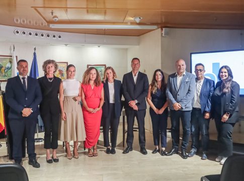 Hecansa e Iberostar ponen en marcha la primera promoción de FP Dual en régimen intensivo del sector turístico en Canarias