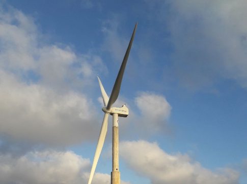 Nexus Energía representará la energía generada por el primer proyecto de eólica marina en España