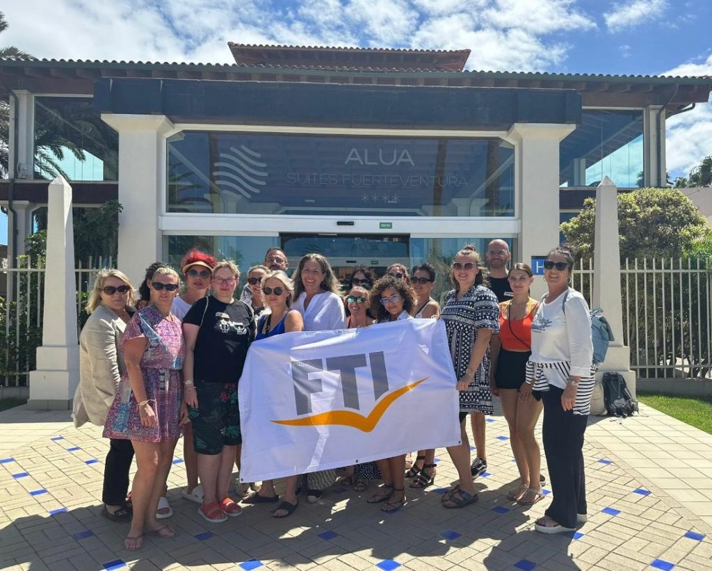 Más de una decena de agentes de viaje alemanes del turoperador FTI conocen el destino turístico de Fuerteventura en un Fam Trip