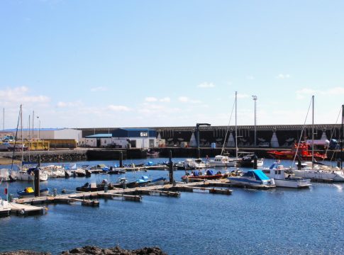El Gobierno de Canarias concede subvenciones a las Cofradías de Pescadores por valor de un millón de euros