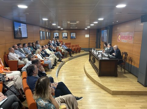 Turismo de Canarias y la Cámara de Comercio de Gran Canaria analizan nuevas líneas de colaboración