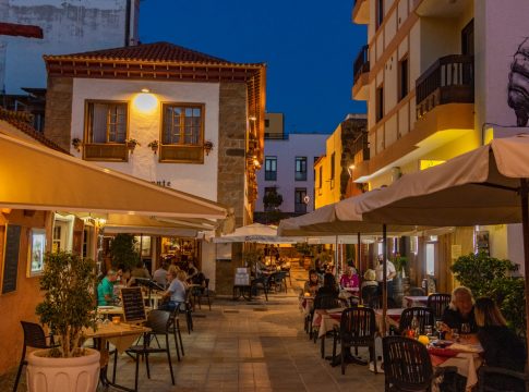 Canarias a la cabeza del crecimiento del sector turístico de toda España, según Exceltur