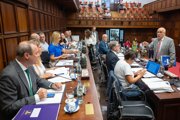 El Cabildo destina 156 millones de euros a reforzar en 2024 la atención social en Gran Canaria