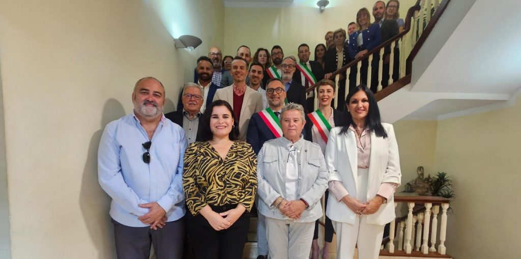 La FECAM da la bienvenida a alcaldes de Cerdeña dentro del proyecto “Islas del Mar”