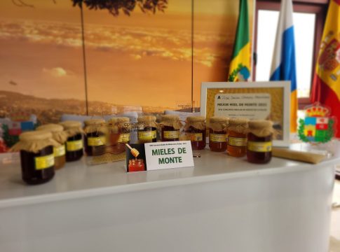 Breña Baja elige este fin de semana las mejores mieles de monte y costa de La Palma en el XIX Concurso Insular