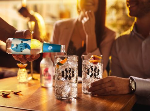 Al 78% de los jóvenes canarios le gustaría tener más vida social con amigos y familiares