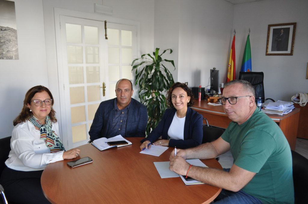 ASAGA Canarias, ASOCAN y el municipio de Arico buscan fórmulas para recuperar el sector agrario del municipio