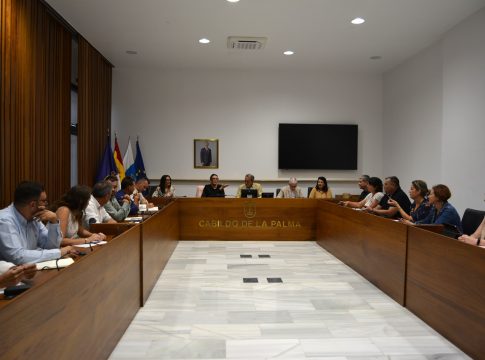 El director general de Infraestructura Turística se reúne con la consejera de Turismo de La Palma para coordinar futuras actuaciones