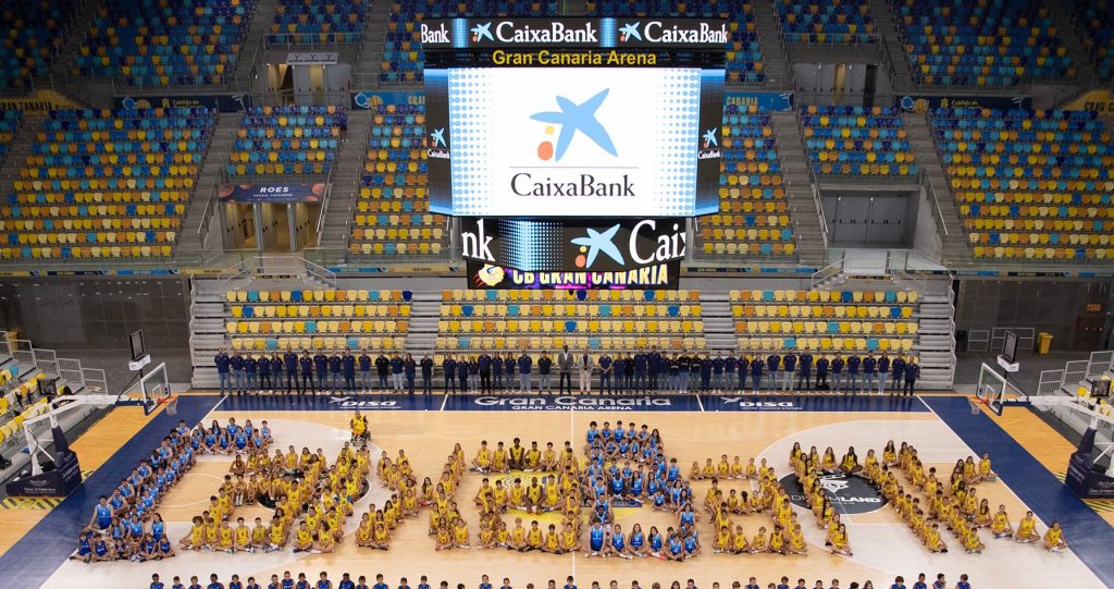 CaixaBank renueva su compromiso con la cantera del Club Baloncesto Gran Canaria
