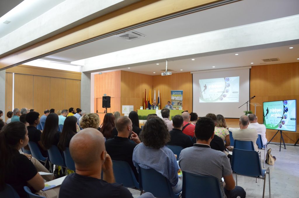 Canarias creará 2.000 nuevos empleos en dos años a través del turismo activo