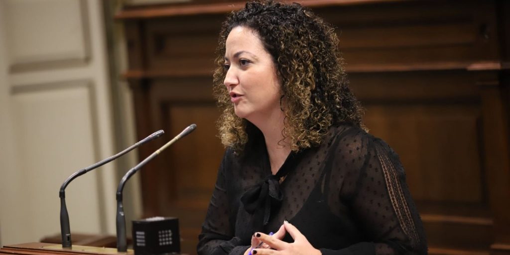 Jana González: “En nuestro partido defendemos radicalmente que todas las personas sean tratadas conforme a los derechos humanos,  indistintamente del color de su piel o de la nacionalidad que tengan”