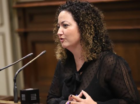 Jana González: “En nuestro partido defendemos radicalmente que todas las personas sean tratadas conforme a los derechos humanos,  indistintamente del color de su piel o de la nacionalidad que tengan”