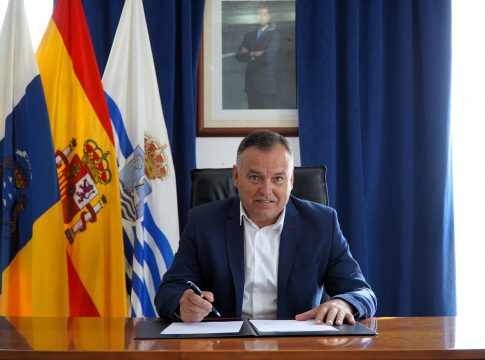 Nuevo jardín de árboles frutales en Los Canarios