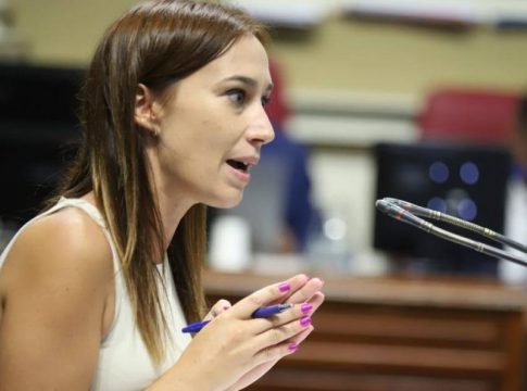 Nira Fierro expresa el orgullo de los socialistas canarios por la designación de Torres como ministro
