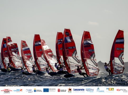 Hoy comienza la última gran prueba del año con los Lanzarote iQFOiL Games