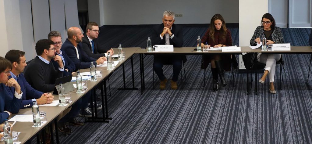 Jéssica de León: “Nuestro objetivo prioritario en La Palma es mejorar la conectividad aérea”