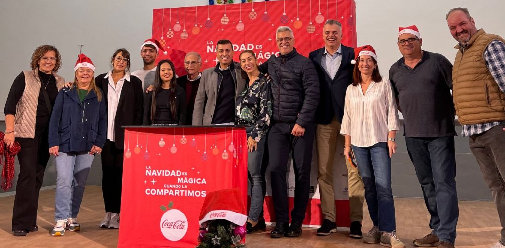 Coca-Cola se una a ONG y entidades sociales en Tenerife para repartir  800 comidas a familias vulnerables