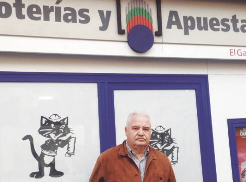 José María González de Chaves: “Solo la tradición de la Navidad es la que mantiene viva al décimo de toda la vida”