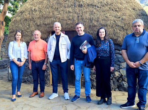 El ayuntamiento de La Orotava rehabilita los pajares del parque etnográfico de Pinolere