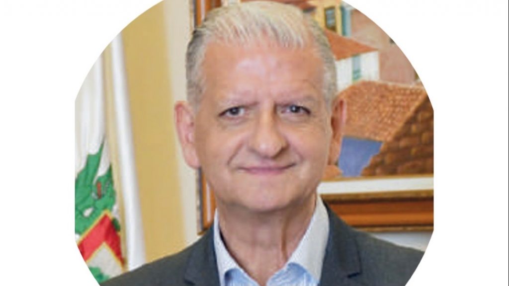 Francisco Linares: “El ayuntamiento eliminará la tasa por ocupación de terrazas en la vía pública para ayudar al sector”
