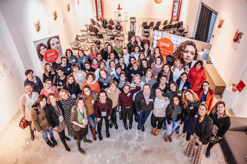 GIRA Mujeres de Coca-Cola inicia su octava edición ampliando su apoyo a las emprendedoras con negocios ya establecidos